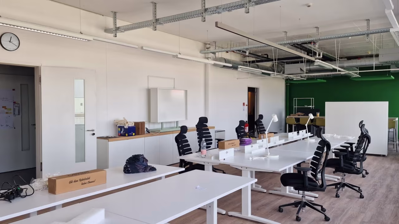 Biotech lab reference for food startup environment