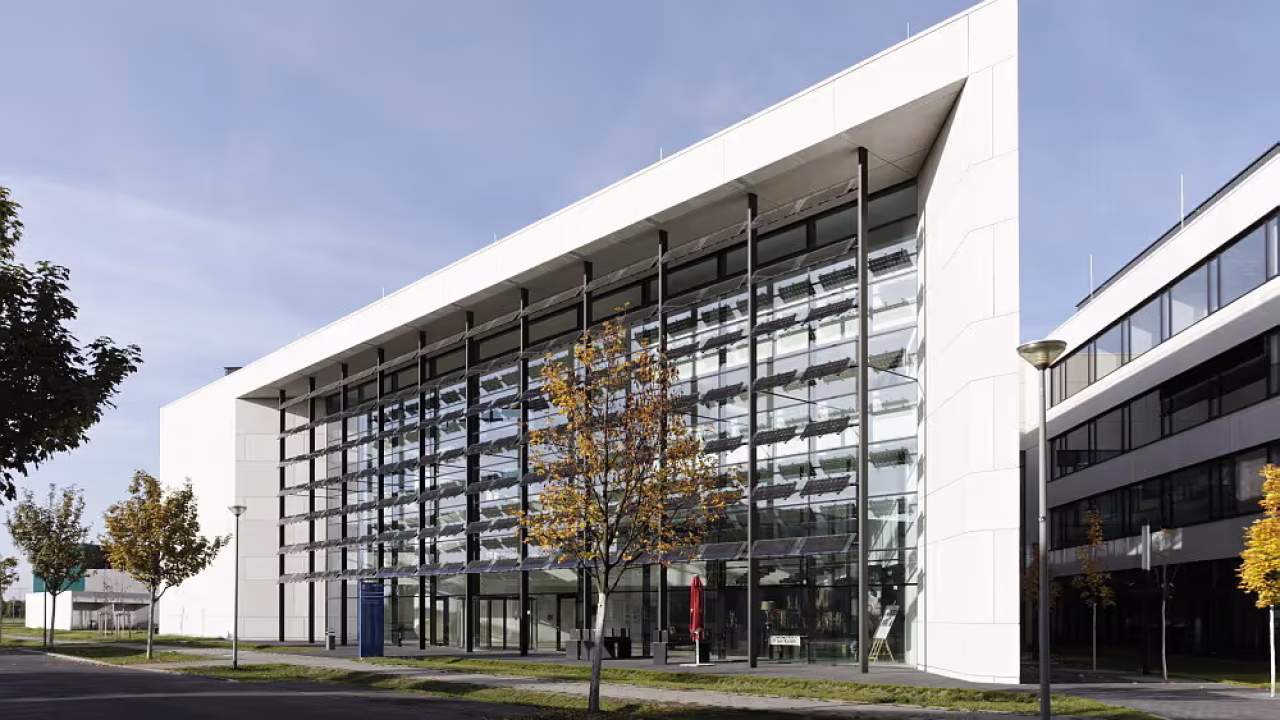 High-tech food biotech laboratory infrastructure